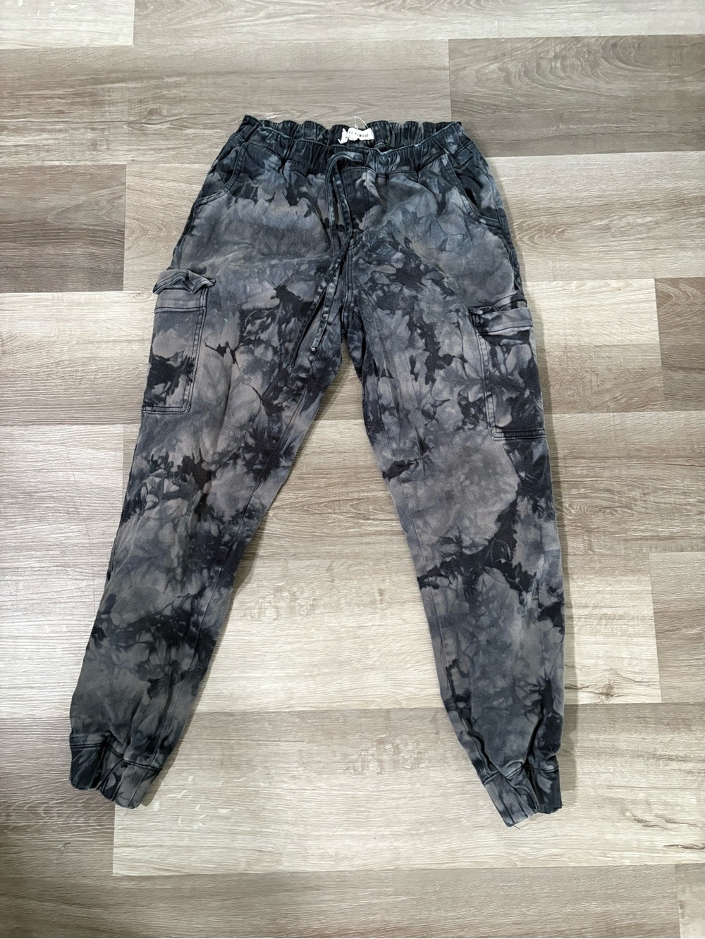 Almost Famous Tie-Dye Cargo Joggers - Gray & Black